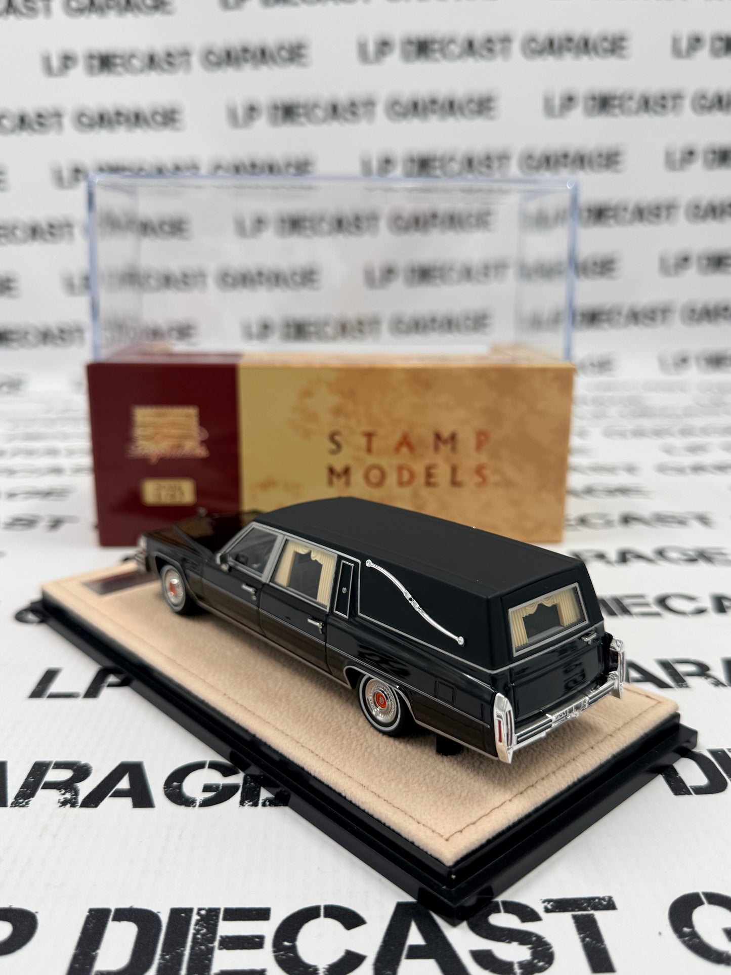 STAMP MODELS 1980 Cadillac Superior Hearse Black 1:43 Scale Resin Model