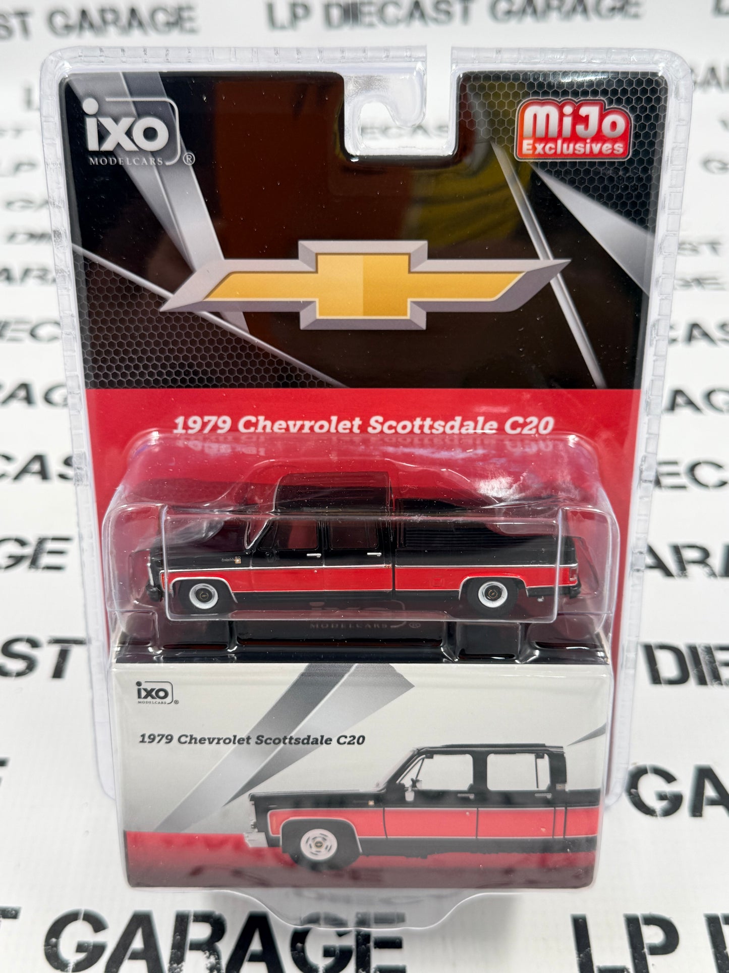 IXO Models 1979 Chevrolet Scottsdale C20 Black Red 1:64 Diecast MiJo