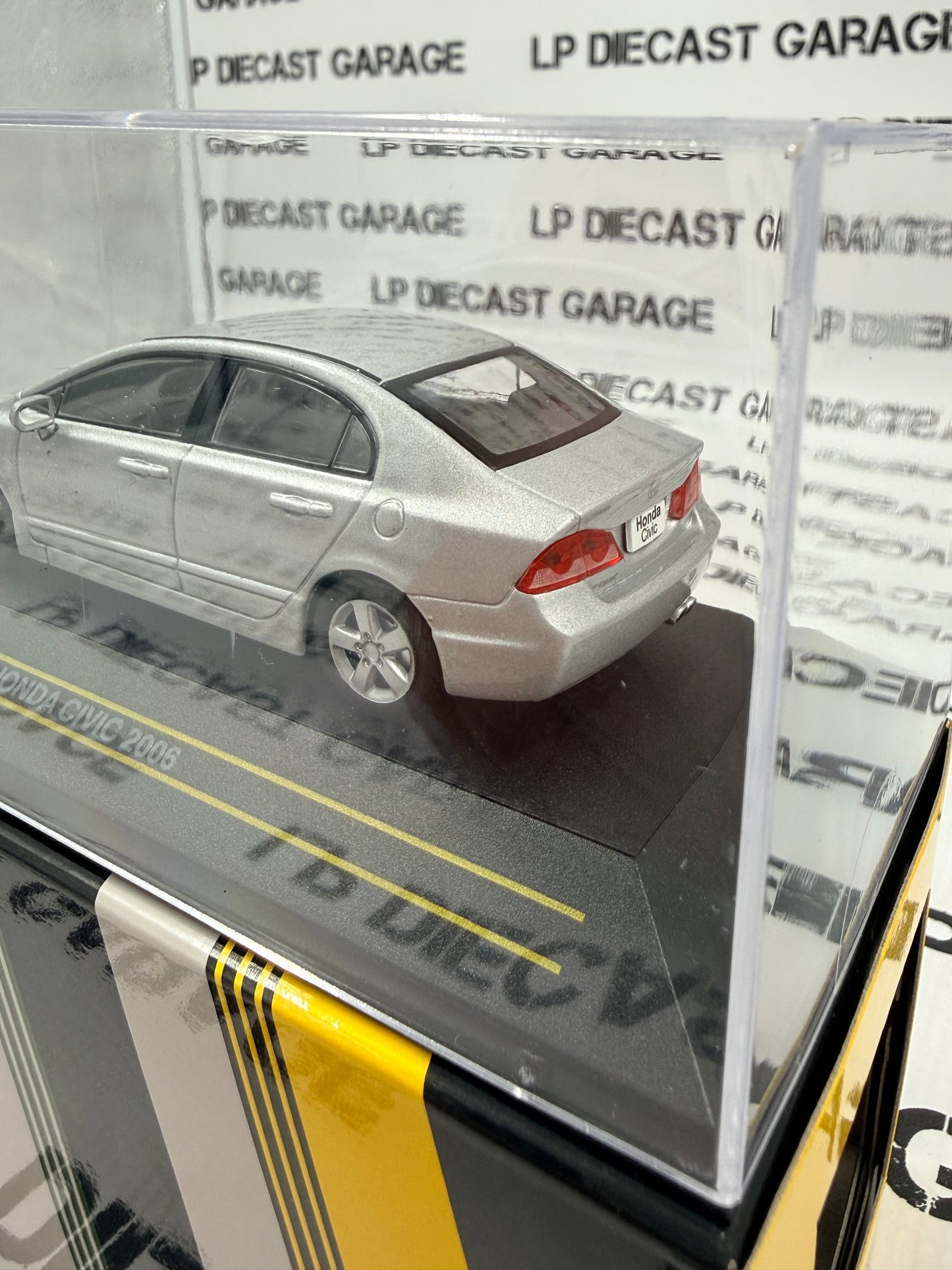 FIRST43 2006 Honda Civic Sedan Silver RHD 1:43 Diecast