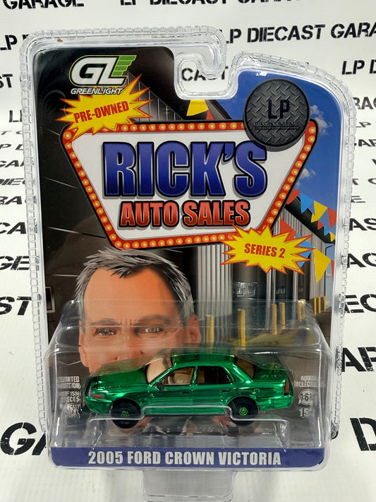CHASE GREENLIGHT 2005 Ford Crown Victoria LP Exclusive 1:64 Diecast Ricks Auto Sales