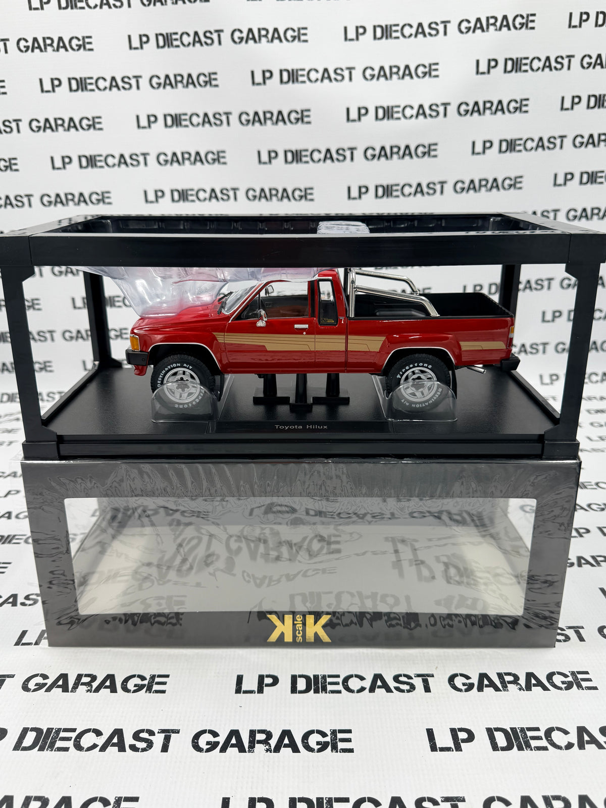 KK Scale 1985 Toyota Hilux Truck Red & Gold Pickup 1:18 Diecast