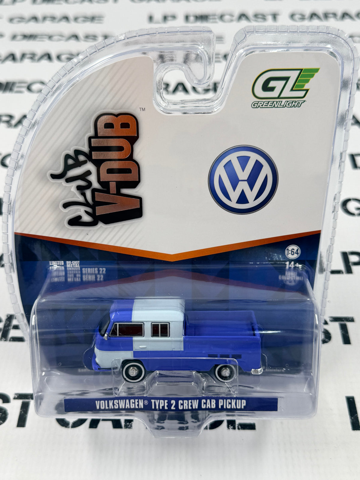 GREENLIGHT Volkswagen Type 2 Crew Cab Pickup Blue 1:64 Diecast Club V-Dub
