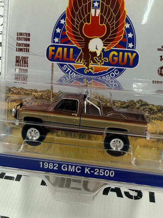 GREENLIGHT 1982 GMC K2500 Fall Guy 1:64 Diecast Hollywood