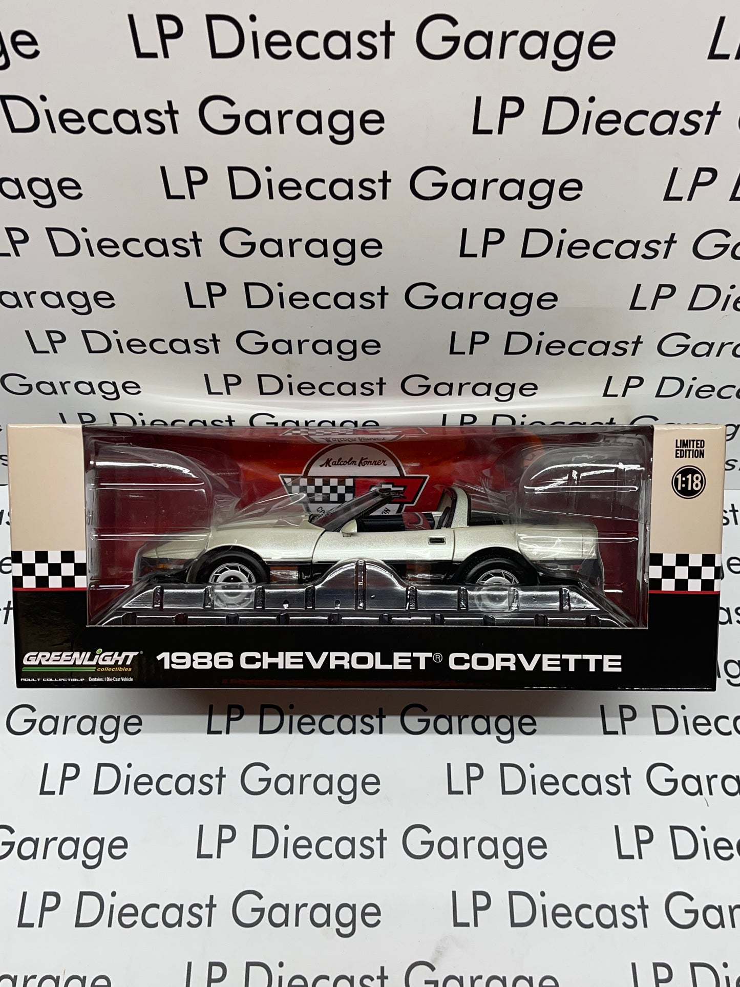 GREENLIGHT 1986 Chevrolet Corvette Silver & Black Malcolm Konner 1:18 Diecast