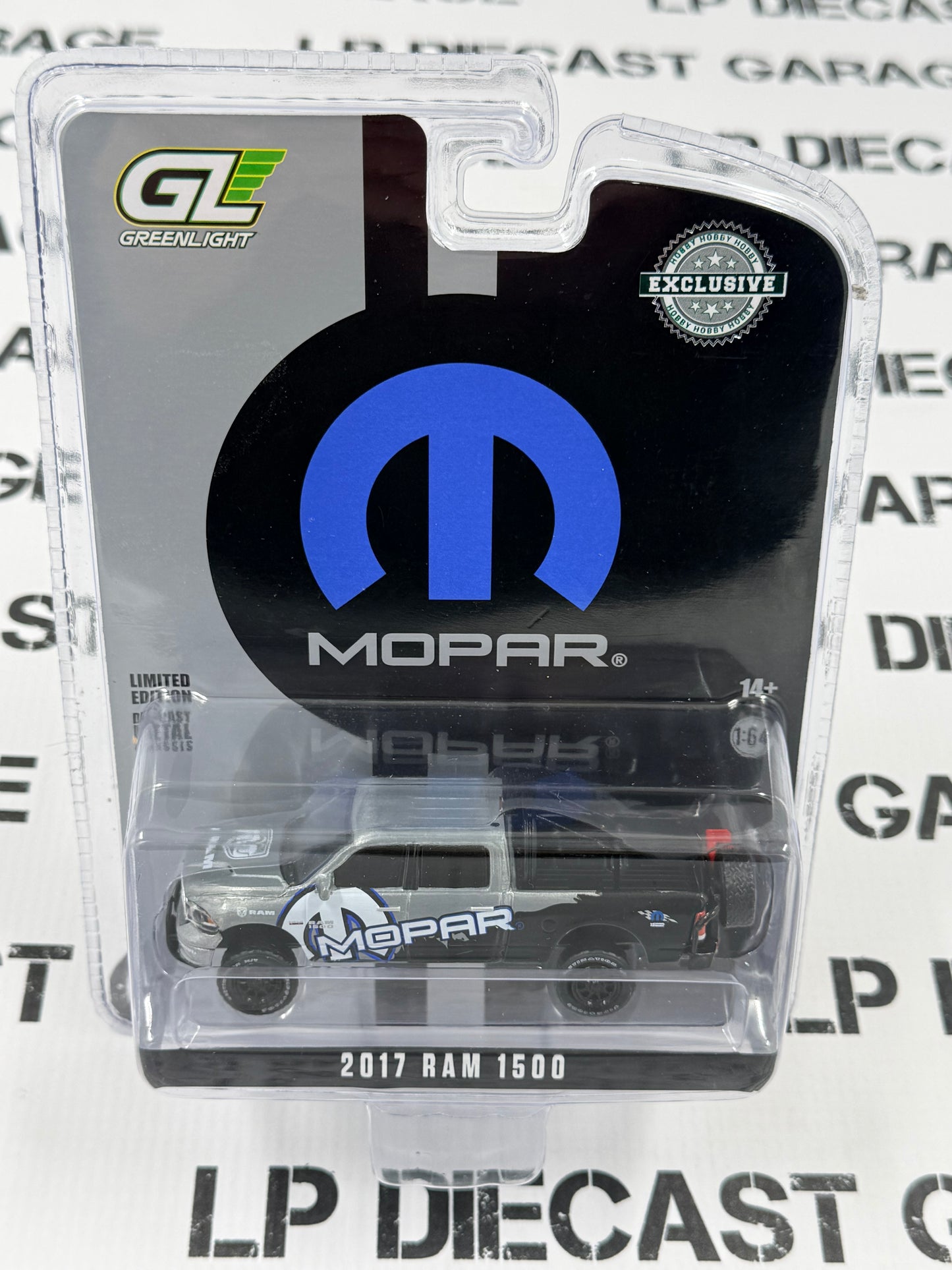 RAW CHASE GREENLIGHT 2017 Ram 1500 Mopar Blue 1:64 Diecast Hobby Exclusive