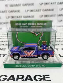 GREENLIGHT 2022 GMC Sierra 3500 USA Edition International Soccer 1:64 Diecast w/ Figure