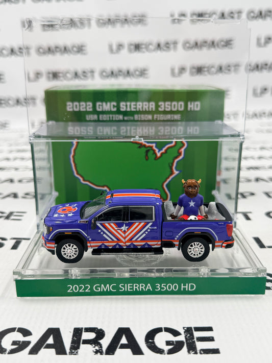 GREENLIGHT 2022 GMC Sierra 3500 USA Edition International Soccer 1:64 Diecast w/ Figure