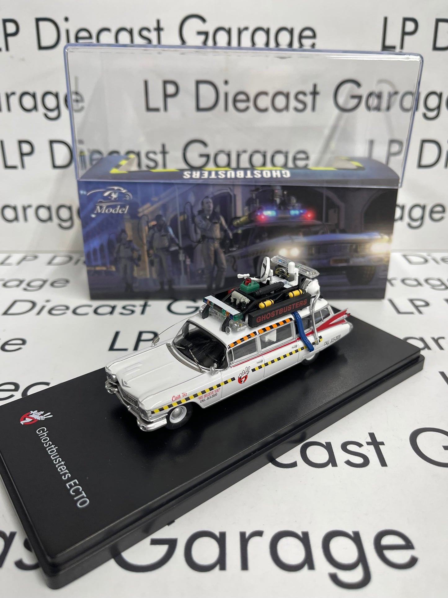 YS Models Ghostbusters Ecto-1 Cadillac Movie Car  1:64 Diecast Detailed