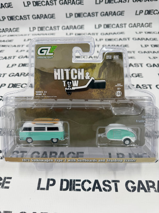 GREENLIGHT 1971 Volkswagen Van w/ Teardrop Trailer 1:64 Diecast Hitch & Tow