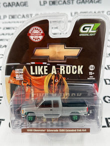 RAW CHASE GREENLIGHT 1998 Chevrolet Silverado 1500 4x4 Emerald Green 1:64 Diecast OBT Exclusive