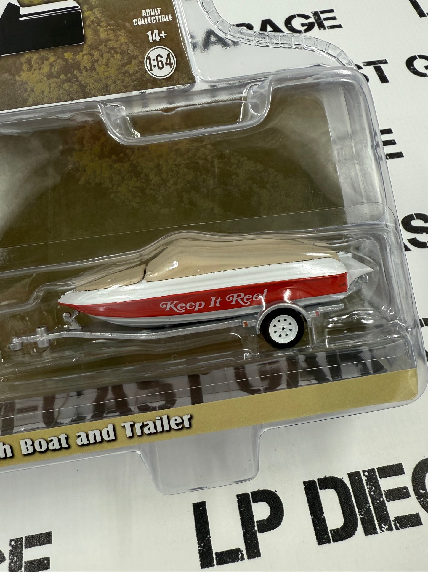 GREENLIGHT 1967 Dodge D-100 w/ Boat & Trailer Red 1:64 Diecast Hitch & Tow