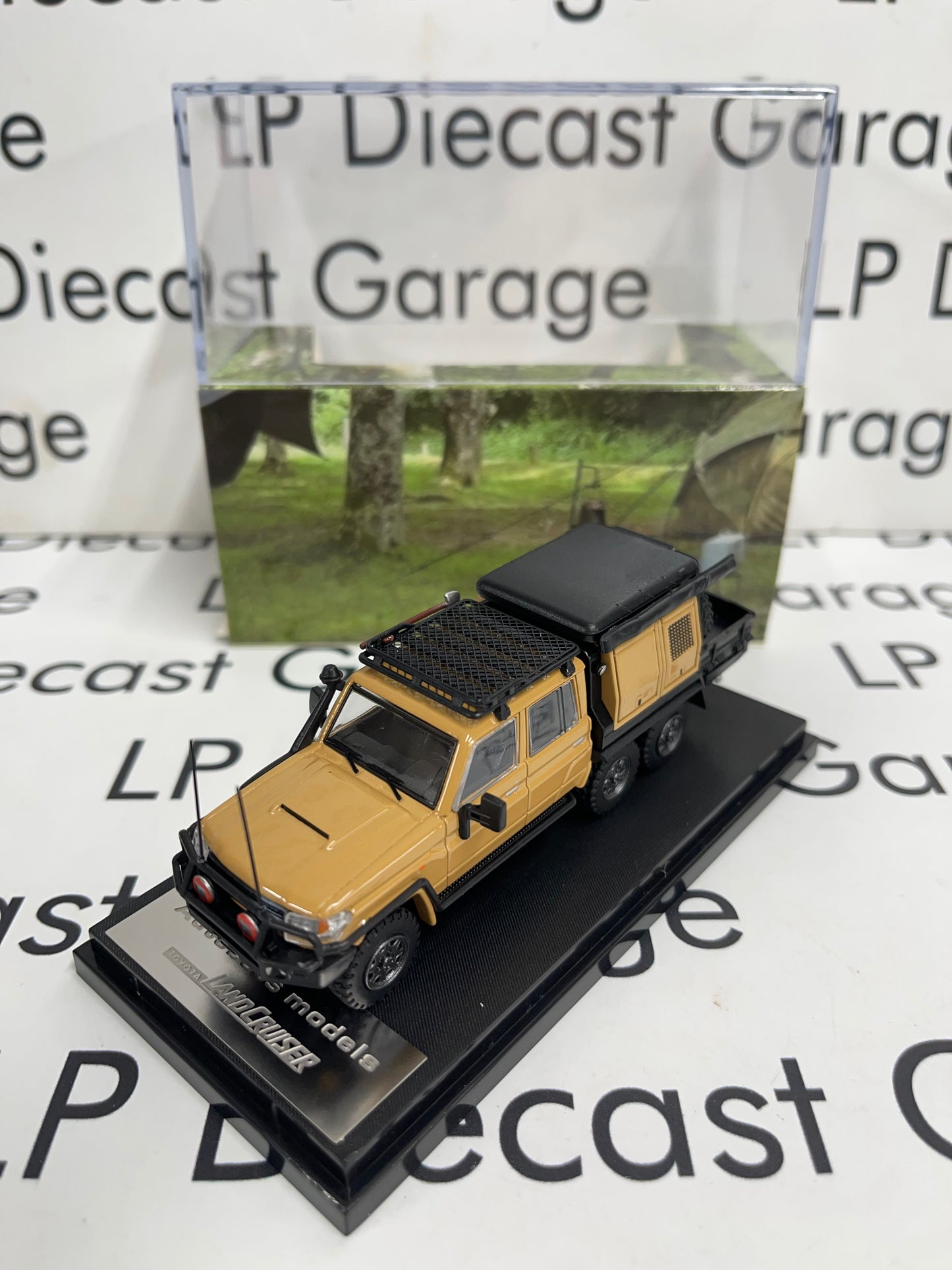 AUTOBOTS MODELS Toyota Land Cruiser 6x6 Expedition Vehicle 1:64 Diecast