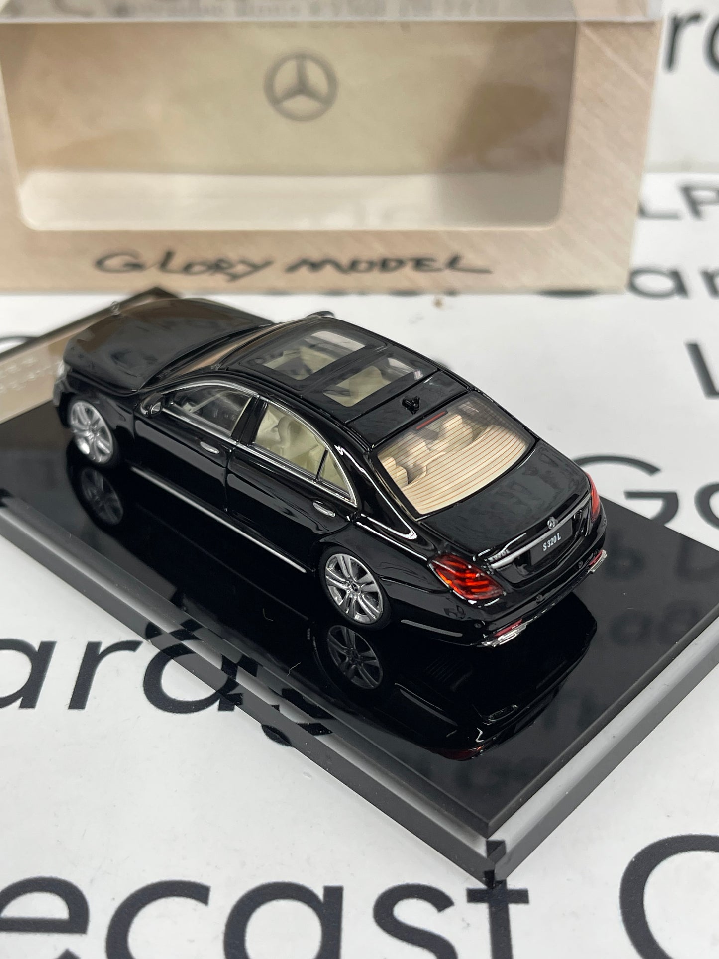 GLORY MODEL 2019 Mercedes Benz S320L W222 Black 1:64 Diecast Ghost Player
