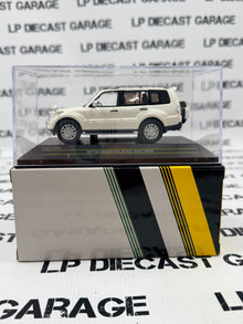 FIRST43 2010 Mitsubishi Pajero 4WD White RHD 1:43 Diecast