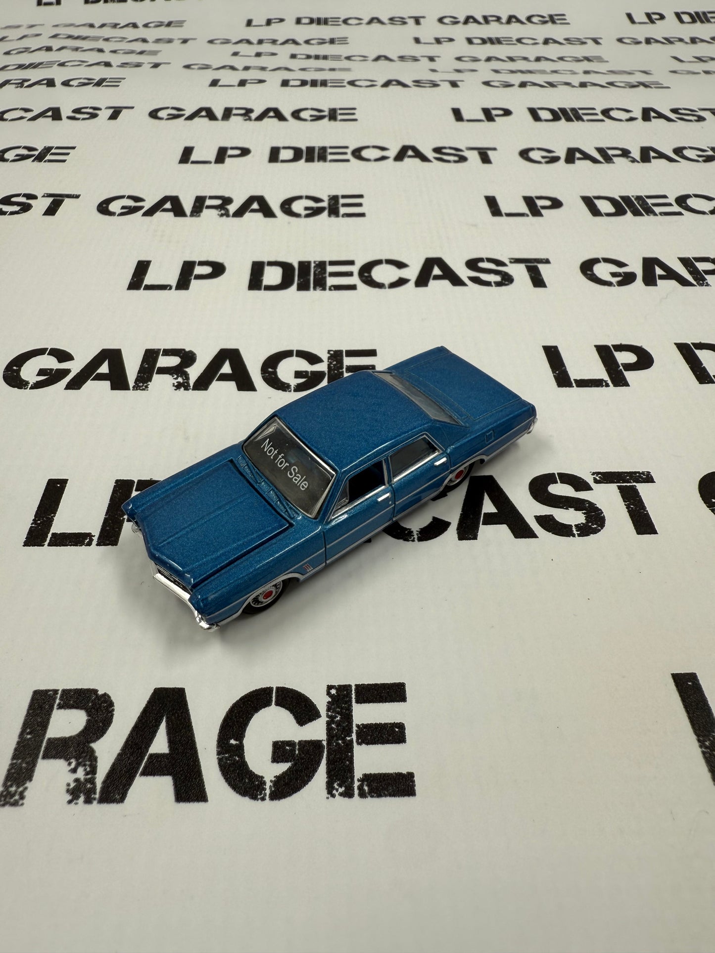 SAMPLE CAR GREENLIGHT 1967 Ford Galaxie 500 Blue 1:64 Diecast