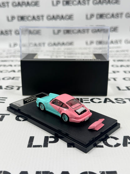 MASTER Porsche 911 Turbo Black Bird Blue & Pink 1:64 Diecast