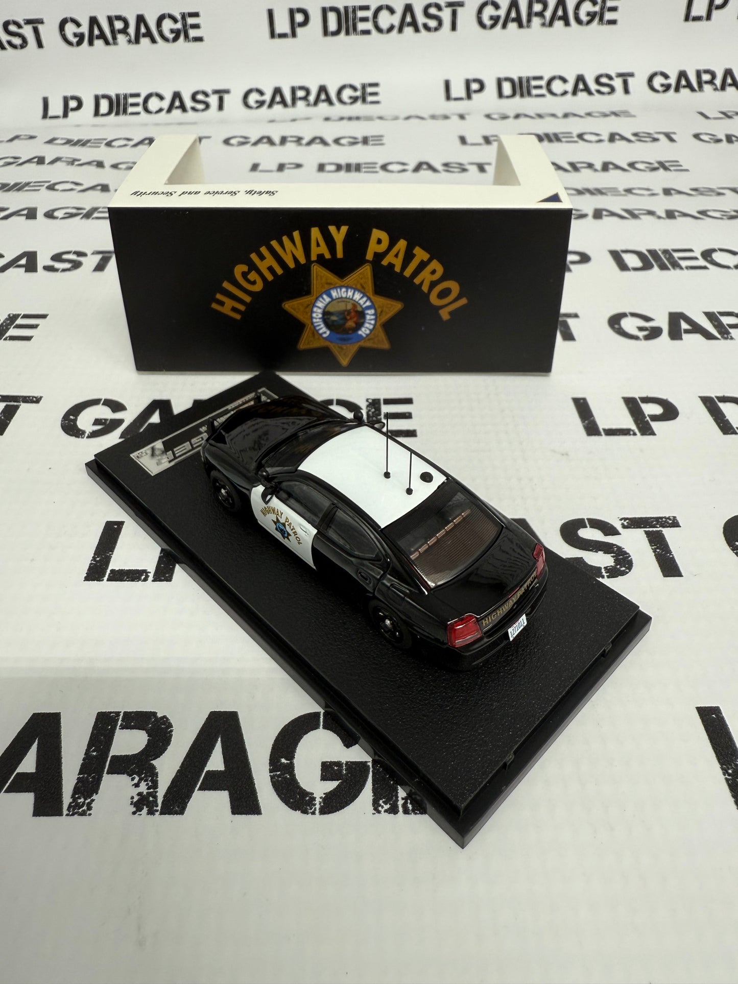 ROLLIN Dodge Charger California Highway Patrol 1:64 Diecast Black White