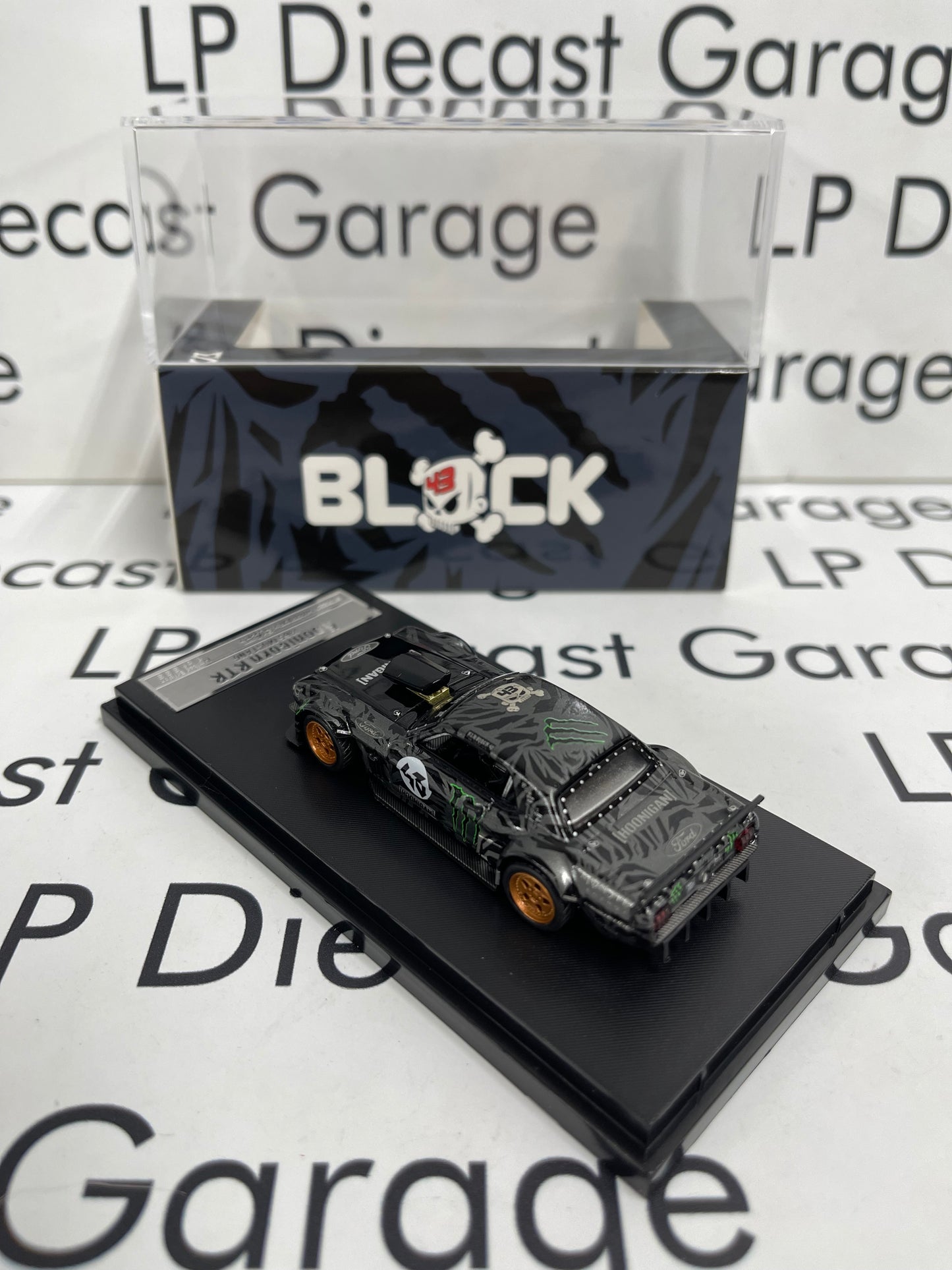 STREET WARRIOR 1965 Ford Mustang Hoonicorn RTR Ken Block 1:64 Diecast