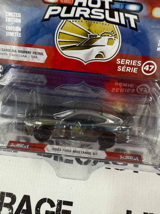 CHROME CHASE GREENLIGHT 2023 Ford Mustang GT South Carolina Highway Patrol 1:64 Diecast Hot Pursuit