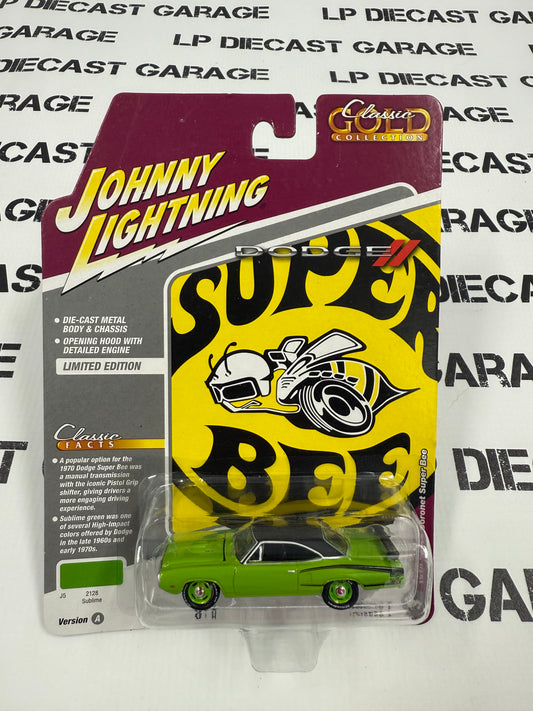 JOHNNY LIGHTNING 1970 Dodge Coronet Super Bee Sublime 1:64 Diecast Classic Gold