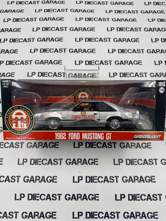 GREENLIGHT 1982 Ford Mustang SSP Georgia State Patrol Police State Trooper 1:18 Diecast *DAMAGED*