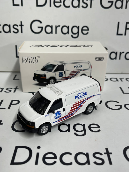 596 Model Chevrolet Express Van Metropolitan Police 1:64 Diecast
