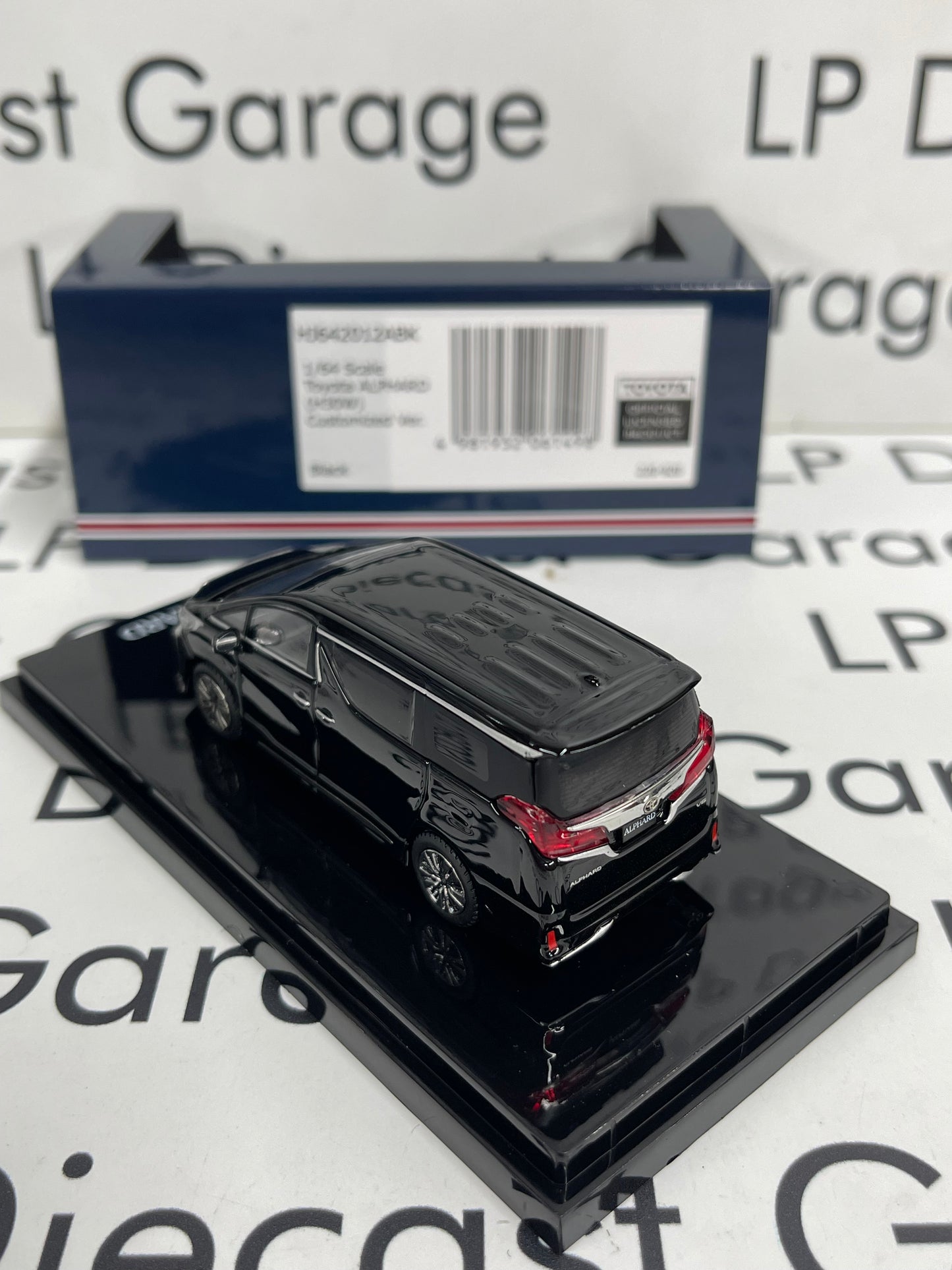 HOBBY JAPAN 2022 Toyota Alphard H30W Black 1:64 Diecast