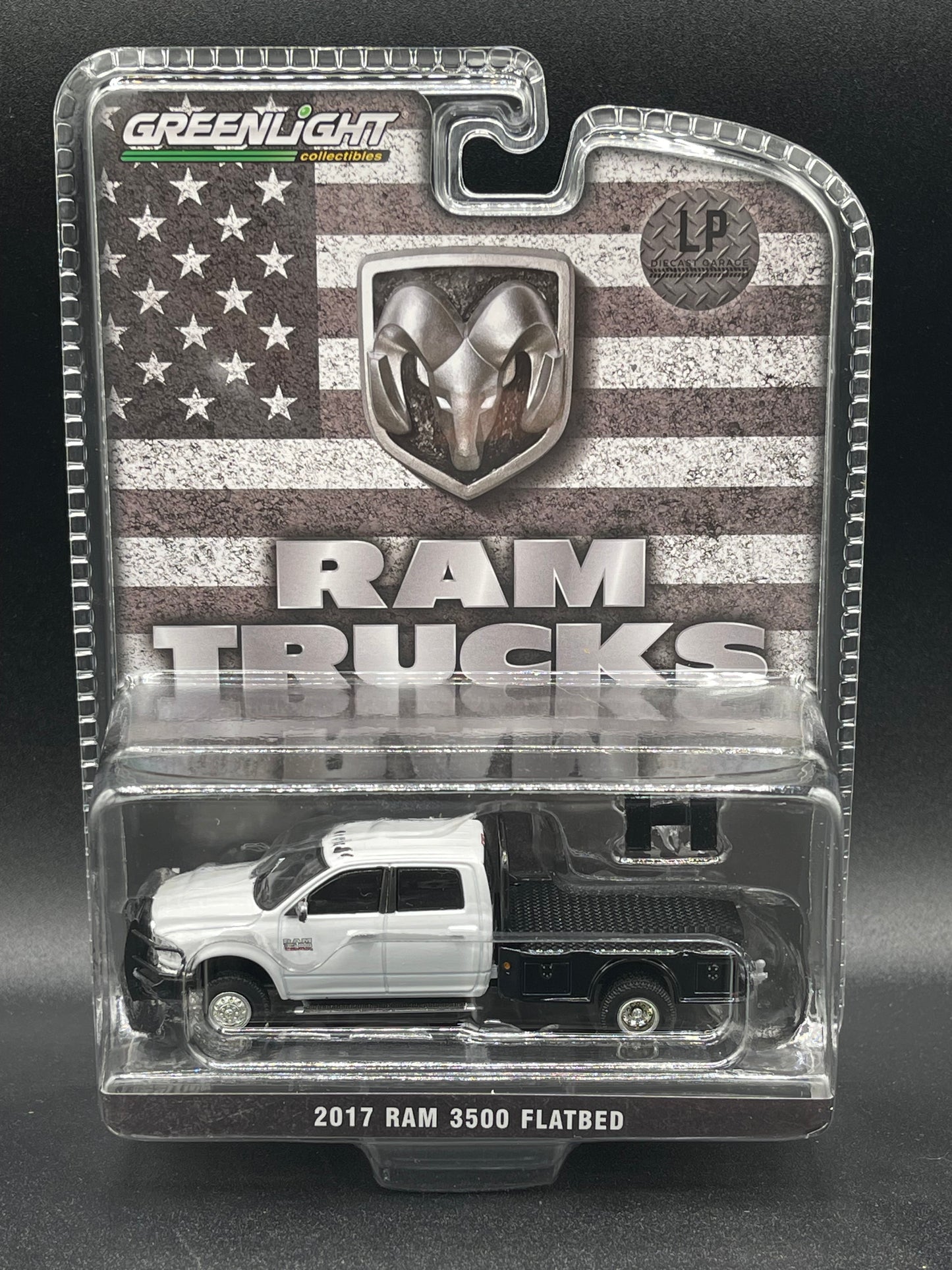 GREENLIGHT 2017 Ram 3500 Laramie Flatbed White Cummins Diesel LP Diecast Garage Exclusive 1:64 Diecast Promo