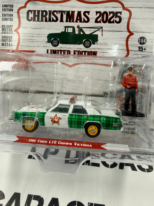 GREENLIGHT 1981 Ford LTD Crown Victoria w/ Police Figure 1:64 Diecast Christmas 2025