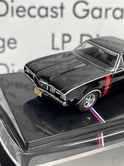 IXO Models 1968 Oldsmobile 442 W-30 Black 1:43 Diecast USA Model