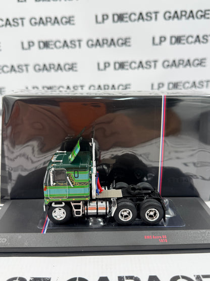 IXO Models GMC Astro 95 Green Cabover 1:64 Diecast Semi Truck