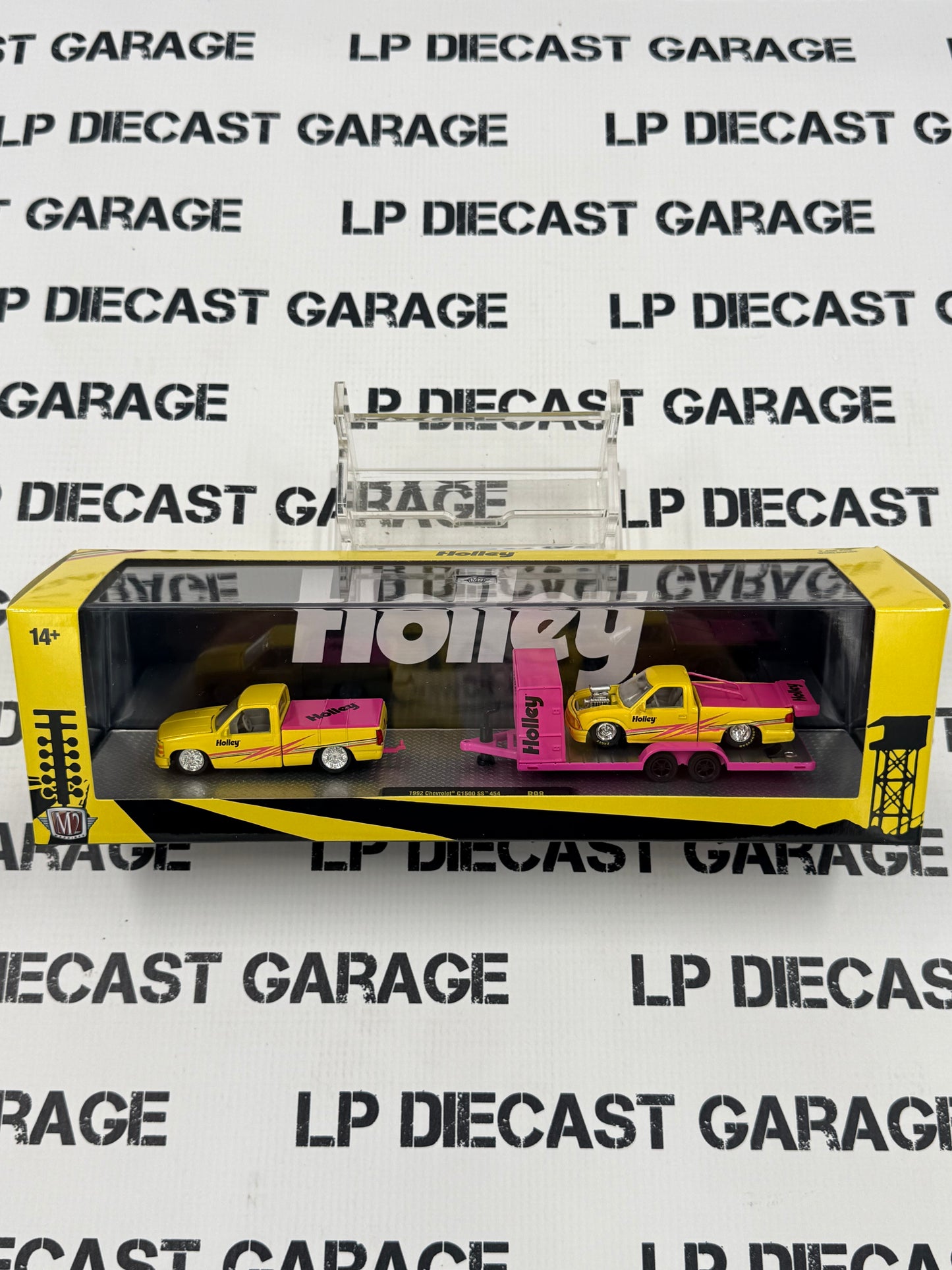 M2 Haulers 1992 Chevrolet C1500 & 1995 S10 Holley Set 1:64 Diecast