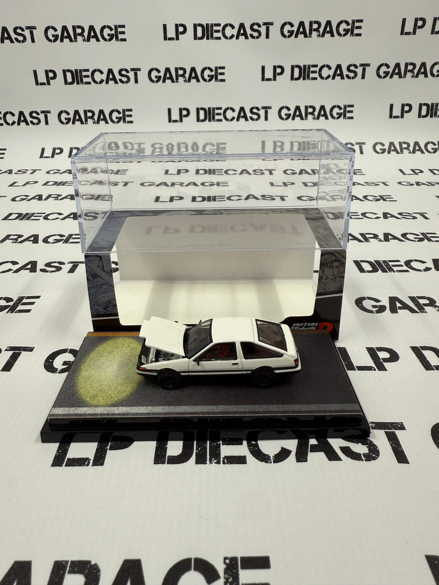 HOBBY JAPAN Toyota Sprinter Trueno AE86 Intial D 1:64 Diecast