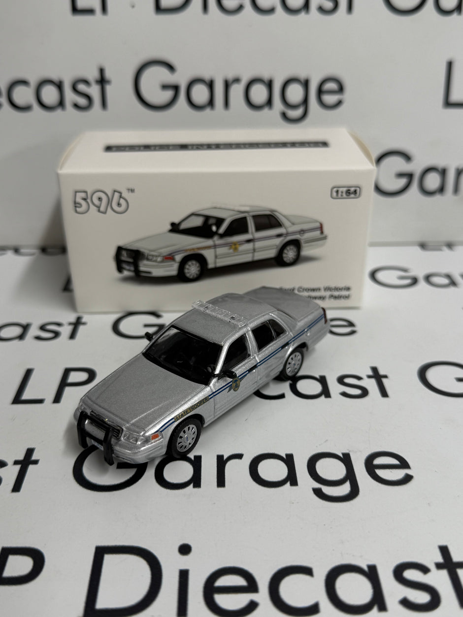 596 Model – LP Diecast Garage