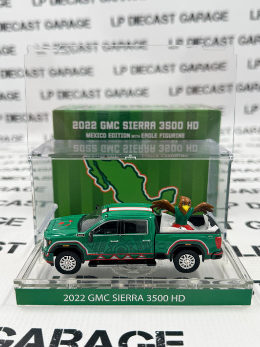 GREENLIGHT 2022 GMC Sierra 3500 Mexico Edition International Soccer 1:64 Diecast w/ Figure