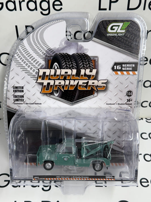 GREENLIGHT 1967 Chevrolet C-30 Wrecker Holley Speed Shop 1:64 Diecast Dually Drivers