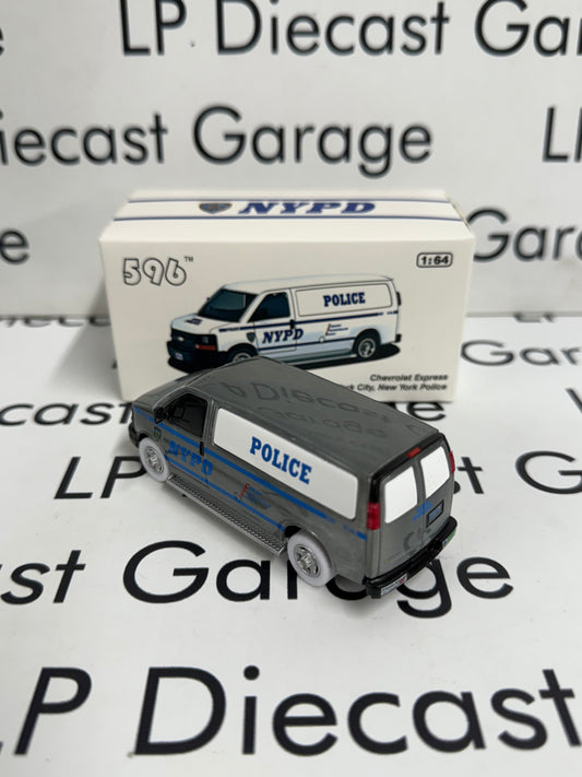 RAW CHASE 596 Model Chevrolet Express Van Responder NYPD Police 1:64 Diecast