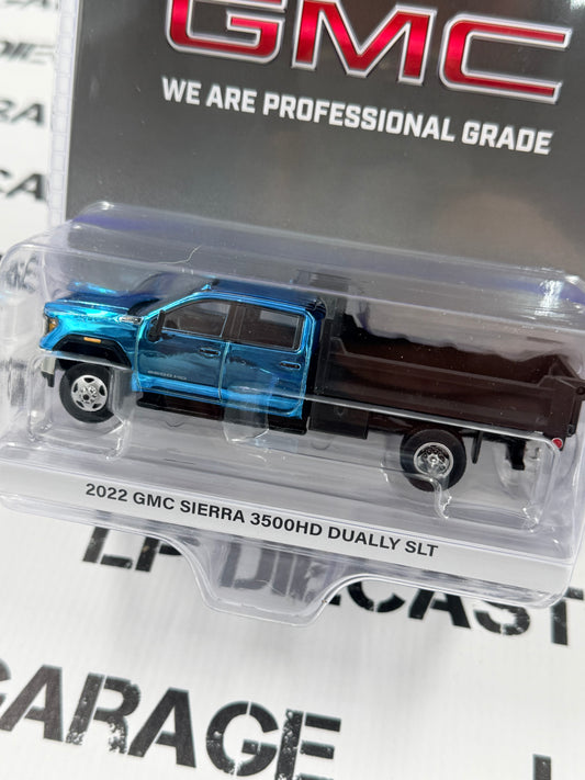CHROME CHASE GREENLIGHT 2022 GMC Sierra 3500HD Dump Truck White 1:64 Diecast Karson Exclusive