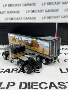 IXO Models 1976 Kenworth W900 Black 1:64 Diecast Semi Truck Smokey & The Bandit