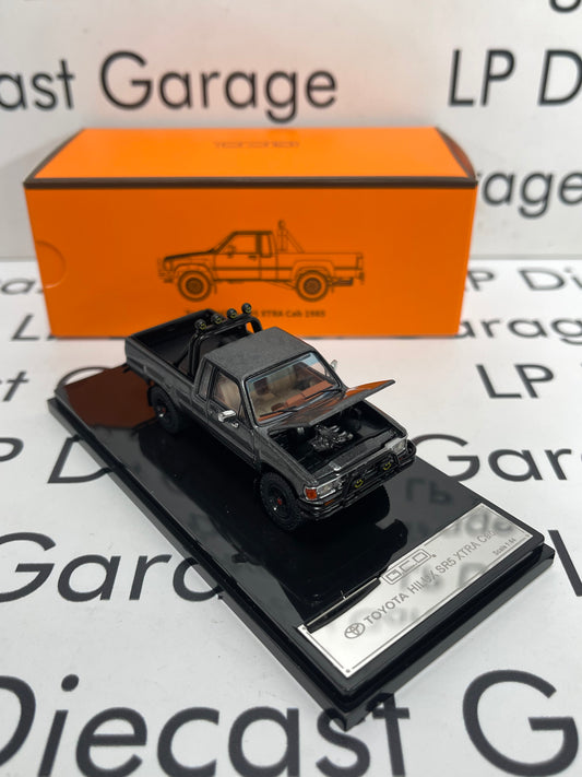 GCD 1985 Toyota Hilux SR5 Xtra Cab Gray Pickup Truck 1:64 Diecast