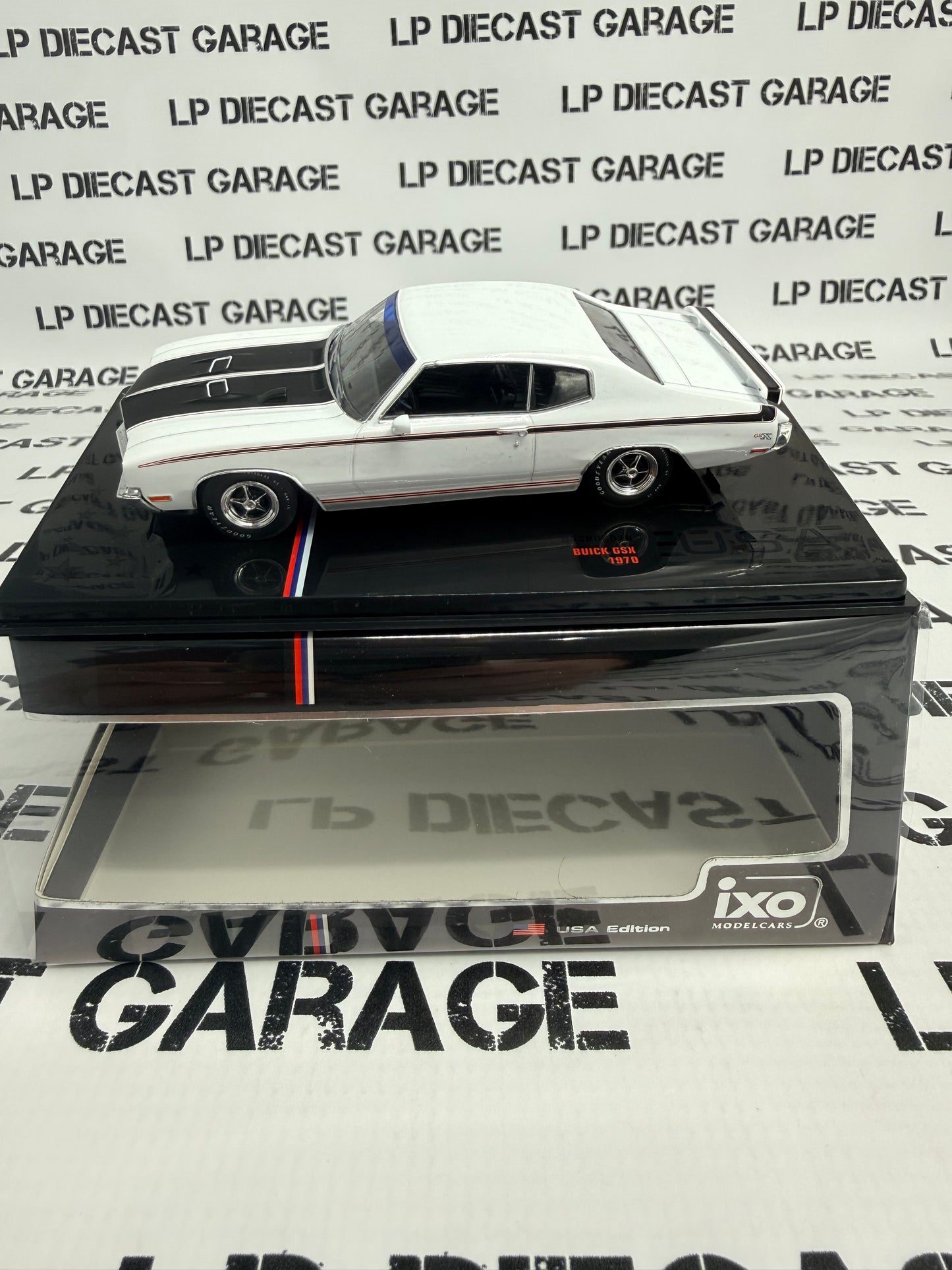 IXO Models 1970 Buick GSX White Muscle Car 1:43 Diecast