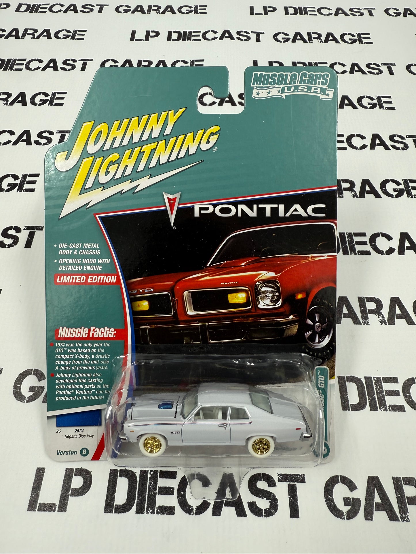 CHASE JOHNNY WHITE LIGHTNING 1974 Pontiac GTO Blue 1:64 Diecast Muscle Cars USA