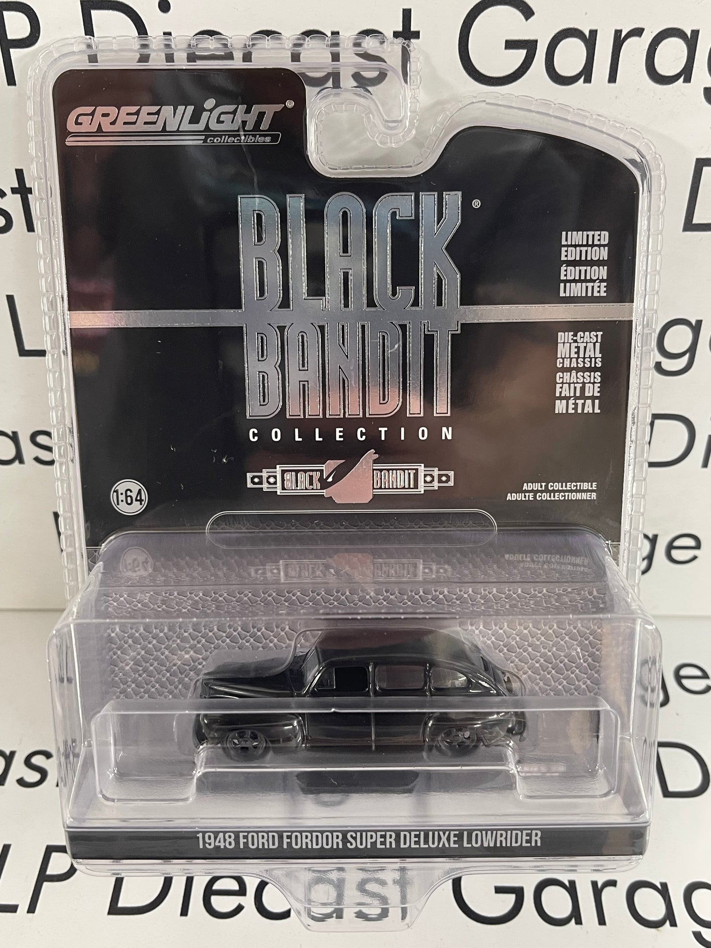 GREENLIGHT 1948 Ford Fondor Super Deluxe Lowrider 1:64 Diecast Black Bandit