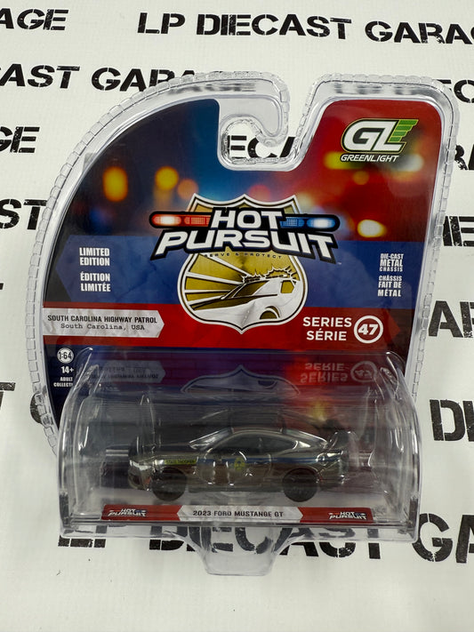 CHROME CHASE GREENLIGHT 2023 Ford Mustang GT South Carolina Highway Patrol 1:64 Diecast Hot Pursuit