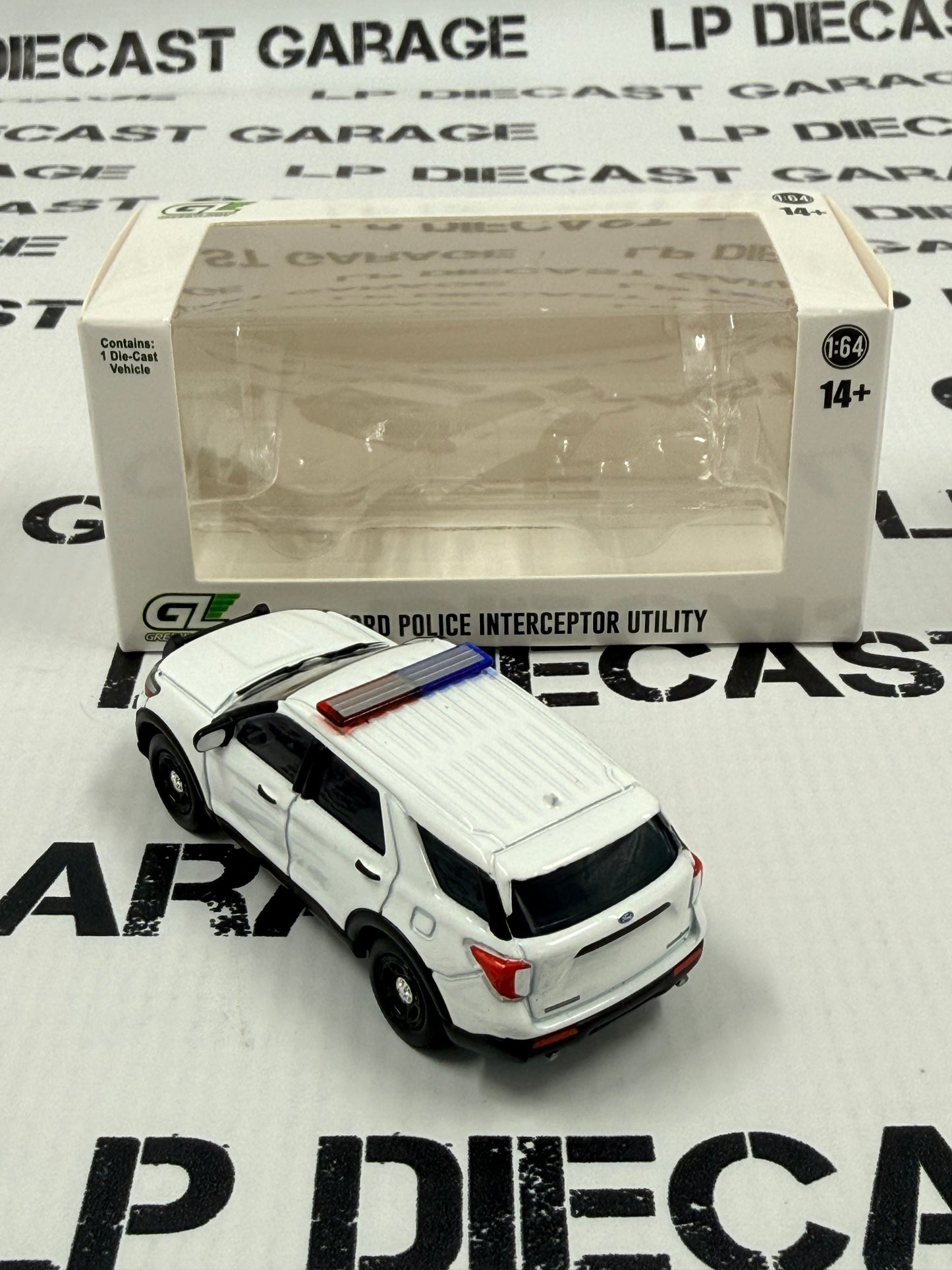 GREENLIGHT 2022 Ford Explorer Police Interceptor White w/ Lightbar 1:64 Diecast Hobby Exclusive