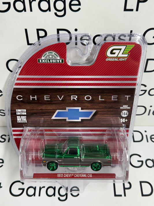 CHROME CHASE GREENLIGHT 1972 Chevrolet Cheyenne C10 Red Short Bed 1:64 Diecast Truck