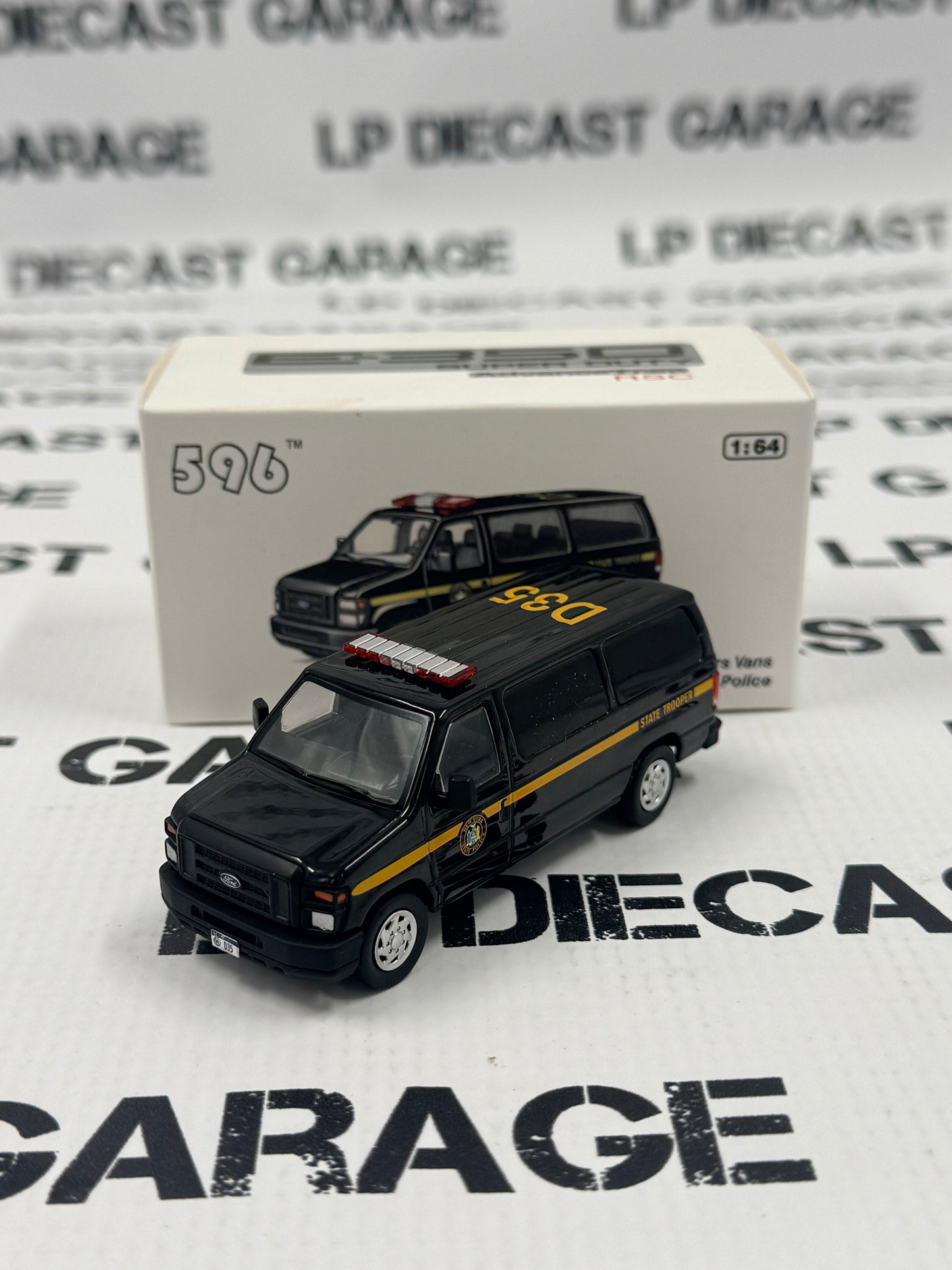 596 Model Ford E350 Van New York State Police 1:64 Diecast
