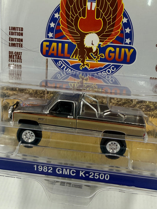 CHROME CHASE GREENLIGHT 1982 GMC K2500 Fall Guy 1:64 Diecast Hollywood