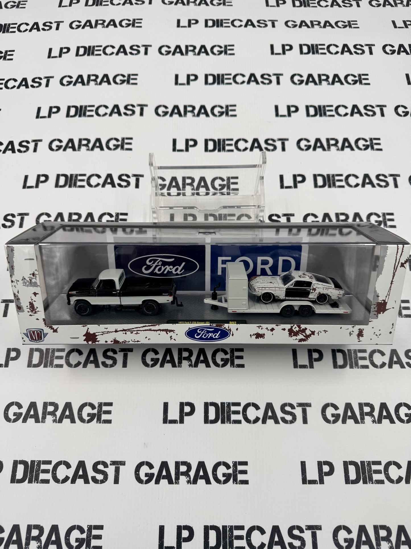 M2 1972 Ford F-250 Ranger 4X4 & 1969 Ford Mustang GT 390 1:64 Diecast Haulers