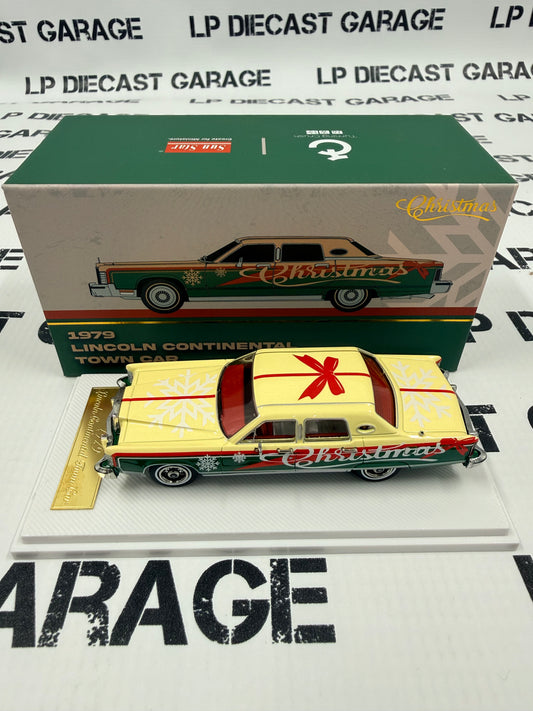 SUN STAR 1979 Lincoln Continental Town Car 1:64 Diecast Christmas Edition
